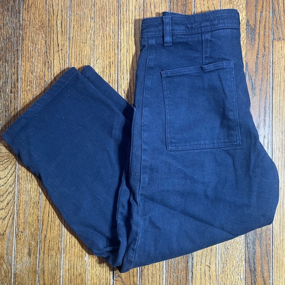 Modern Utility Pant from Aritzia - Picture 3 of 4